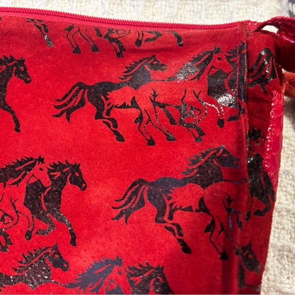 Leather/Suede Stampede Ruidoso Santa Fe Suede horse pattern purse - Picture 9 of 13